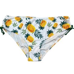 New without Tags RoseGal Brand Pineapple Bikini Bottoms‎ Size 4X/22